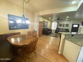 Photo #4: 6872018 Listing