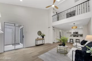 Photo #3: 6872054 Listing 