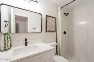 Photo #3: 6872236 Listing 