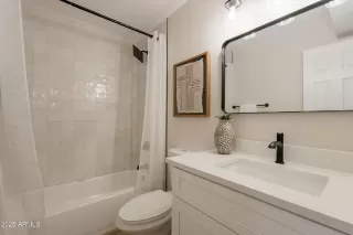 Photo #4: 6872236 Listing 