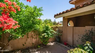 Photo #6: 6872239 Listing 