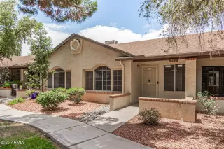 Photo #4: 6872275 Listing