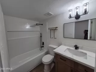 Photo #2: 6872302 Listing 