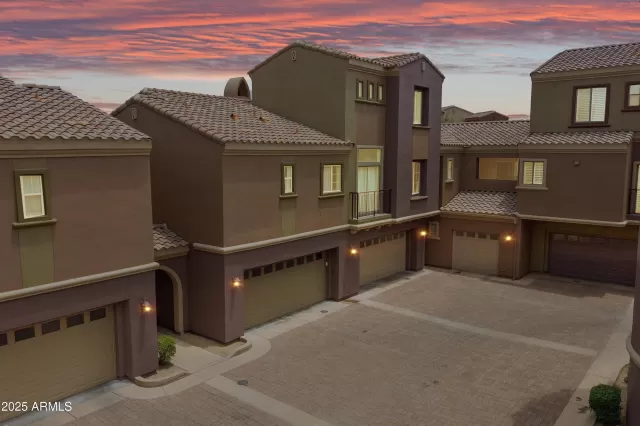 MLS: 6872326 Condo For Sale