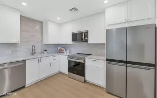 Photo #4: 6872392 Listing
