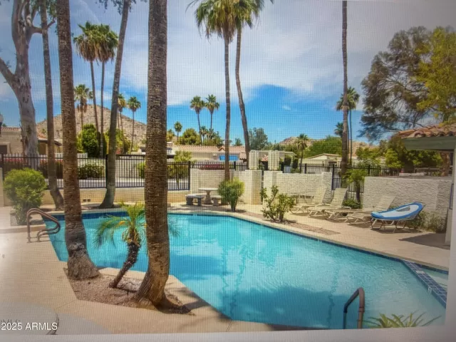 MLS: 6872546 Condo For Sale