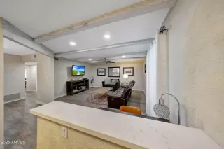 Photo #4: 6872597 Listing 