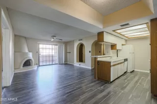 Photo #3: 6872598 Listing 