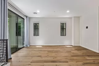 Photo #5: 6872681 Listing 