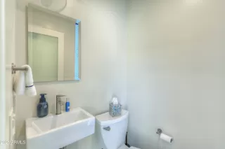 Photo #6: 6872780 Listing