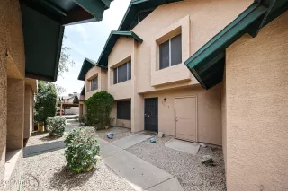 Photo #5: 6873013 Listing