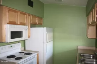 Photo #2: 6873021 Listing 