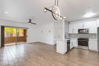 Photo #2: 6873052 Listing