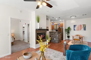 Photo #2: 6873059 Listing 