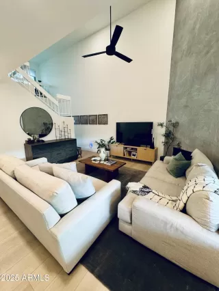 Photo #5: 6873330 Listing 