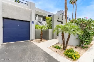 More Details about MLS # 6873805 : 902 W GLENDALE AVENUE#102