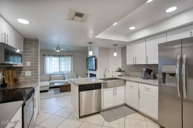 MLS: 6873823 Condo For Sale