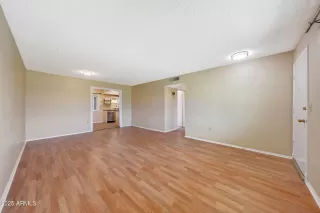 Photo #2: 6873858 Listing 