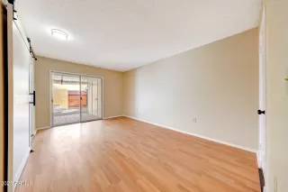 Photo #4: 6873858 Listing 