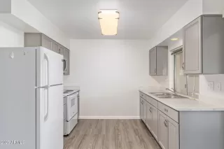 Photo #5: 6873859 Listing