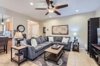 Photo #2: 6873865 Listing