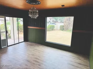 Photo #4: 6873909 Listing