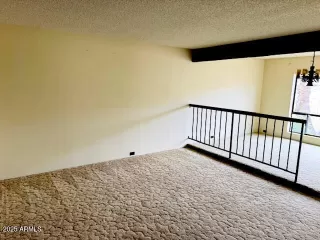 Photo #6: 6873909 Listing