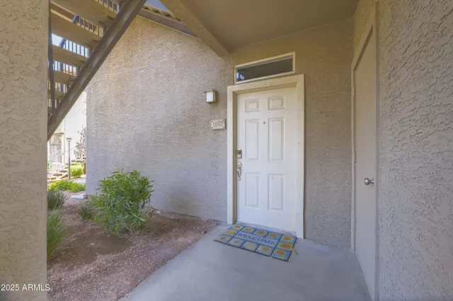 MLS: 6873976 Condo For Sale