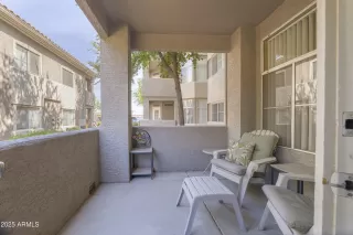 Photo #4: 6873976 Listing