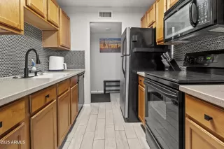 Browse active condo listings in SUNDANCE