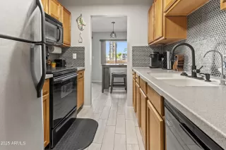 Photo #1: 6874074 Listing