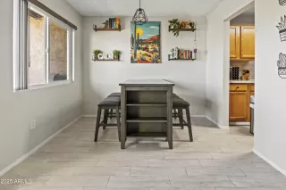 Photo #2: 6874074 Listing