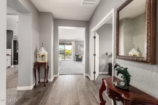 Photo #5: 6874124 Listing