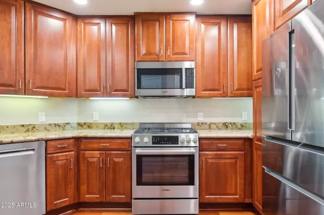 MLS: 6874284 Condo For Sale