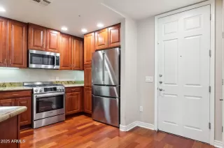 Photo #1: 6874284 Listing