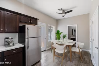 Photo #3: 6874477 Listing