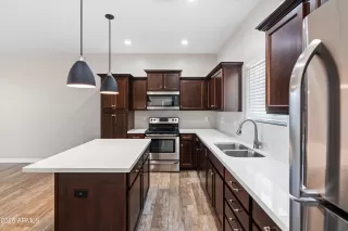 Photo #4: 6874477 Listing