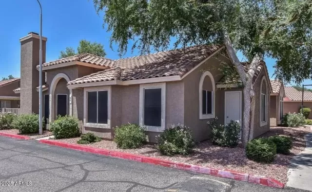 MLS: 6874651 Condo For Sale