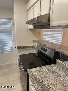 Photo #5: 6874651 Listing