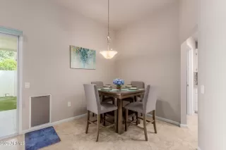 Photo #4: 6874799 Listing