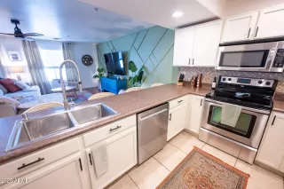 Photo #5: 6875238 Listing