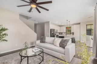 Photo #3: 6875280 Listing