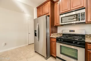 Photo #1: 6875336 Listing 