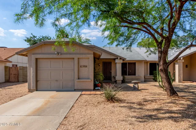 MLS: 6875425 Condo For Sale