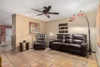 Photo #6: 6875425 Listing 