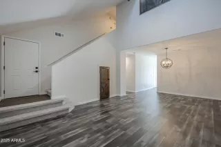 Photo #5: 6875744 Listing 