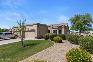 Photo #2: 6875863 Listing