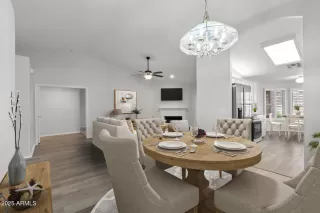 Photo #5: 6875863 Listing