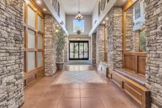 Photo #2: 6876193 Listing