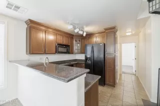 Photo #1: 6876301 Listing 